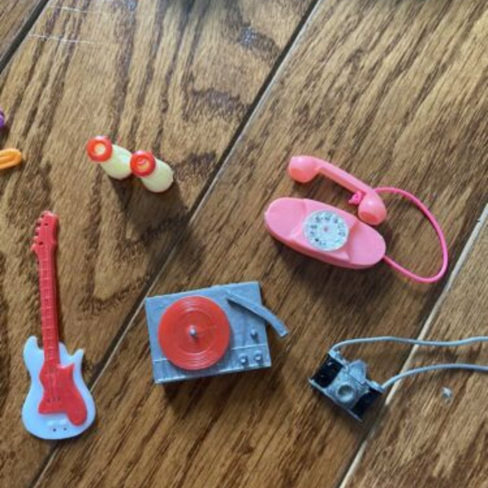 Vintage (70s) Doll Accessories